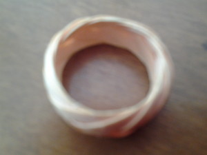 Anillo beige