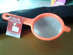 Colador pequeño naranja
