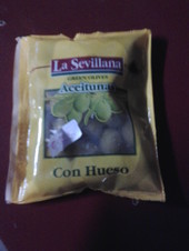 Bolsa de aceitunas 180 g. La Sevillana.  Con Hueso.