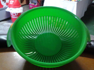 Escurridor de plástico verde